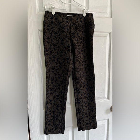 EUC Lena Gabrielle 4 Way Stretch Pull-on Pant in Dark Brocade Print - Picture 1 of 4